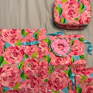 Lily PulitzerFloral Pink Travel Accessories Set - Drawstring Pouches & Scrunchie